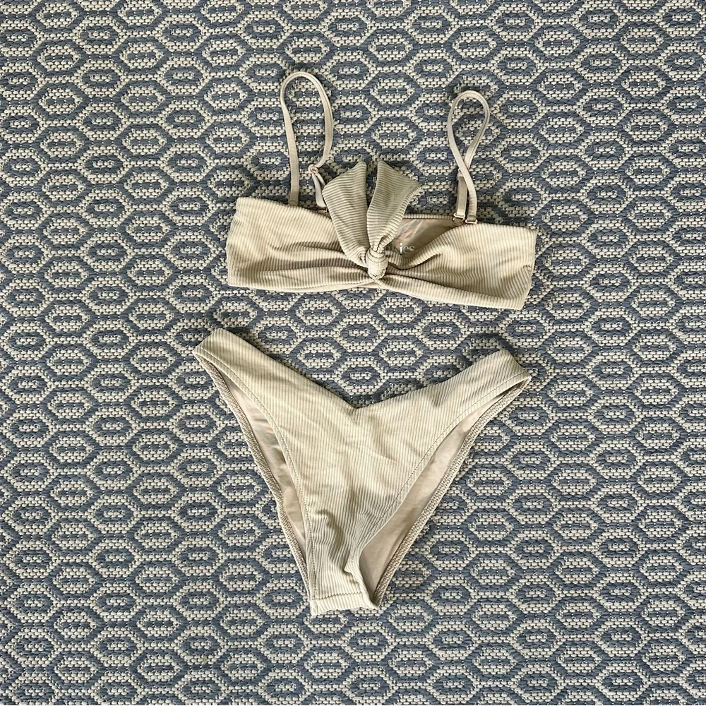 Frankie’s Bikinis Enzo Set in Tan